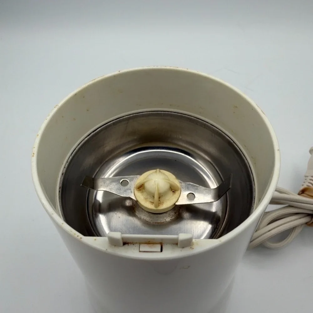 Mr. Coffee Model IDS 55 Electric Coffee or Spice Grinder White Works
